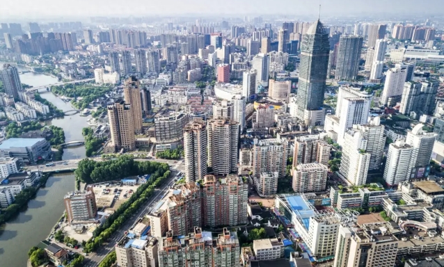 政治局会议罕见大篇幅部署房地产，三个新提