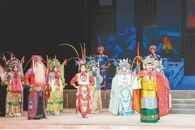 大戏送到家门口 文化惠民暖民心