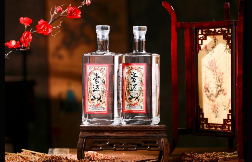 豪迈浓香白酒科普：浓香型白酒香气的来源与